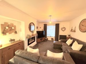 Photo 19- click for photo gallery